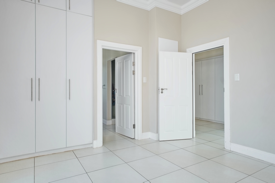 5 Bedroom Property for Sale in Blue Horizon Bay Eastern Cape